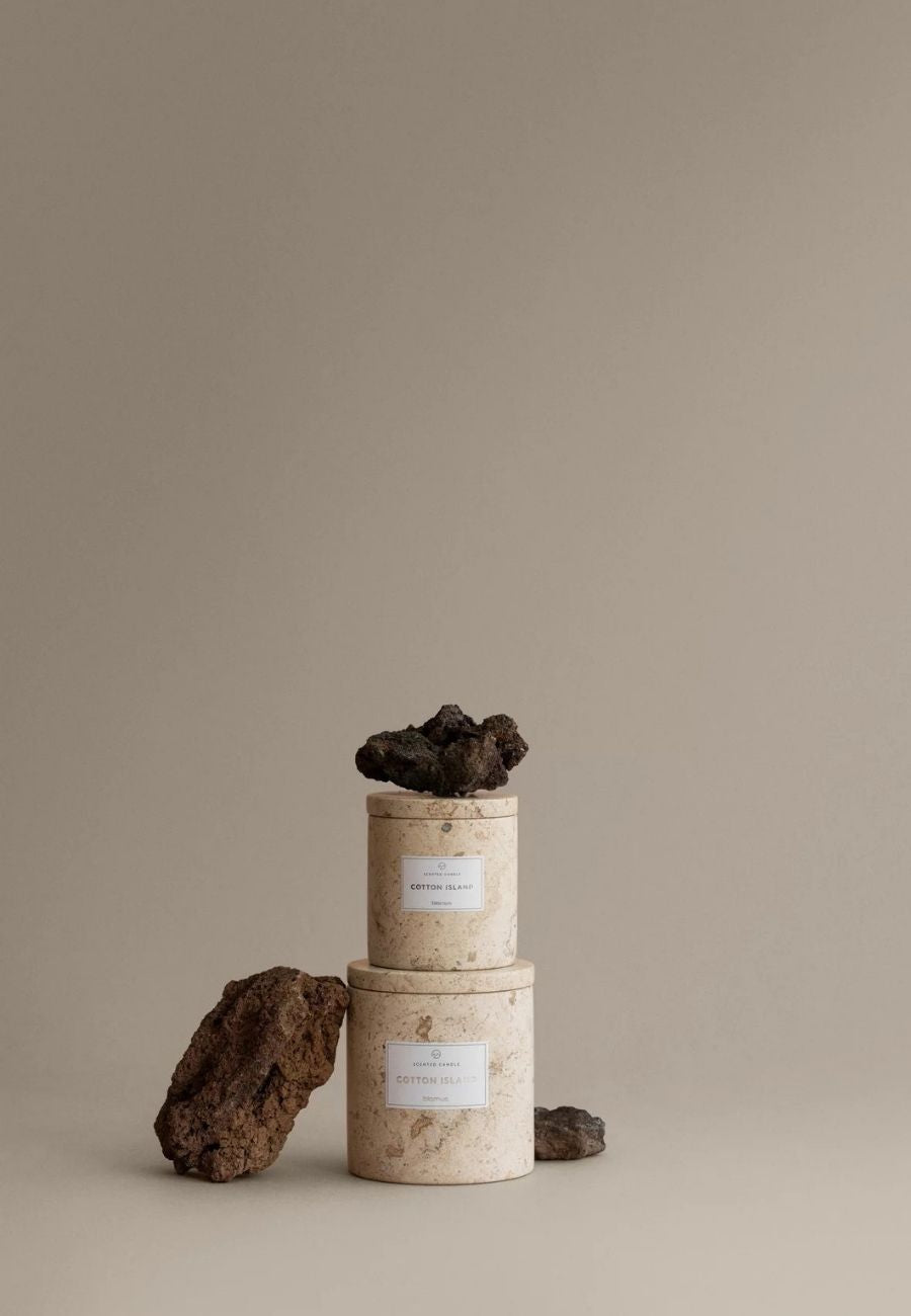 Frabli Doftljus S 8 cm Cotton Island Travertin