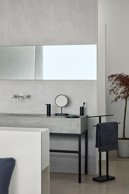 MODO Duschskrapa, inkl hängare, Svart