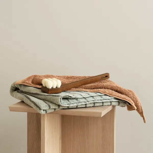 Badhandduk Arto bath towel  Agave Green 70x140 cm