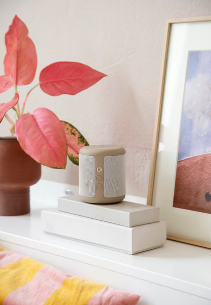 Karl Högtalare Bluetooth 5.1 Qi Ivory Sand